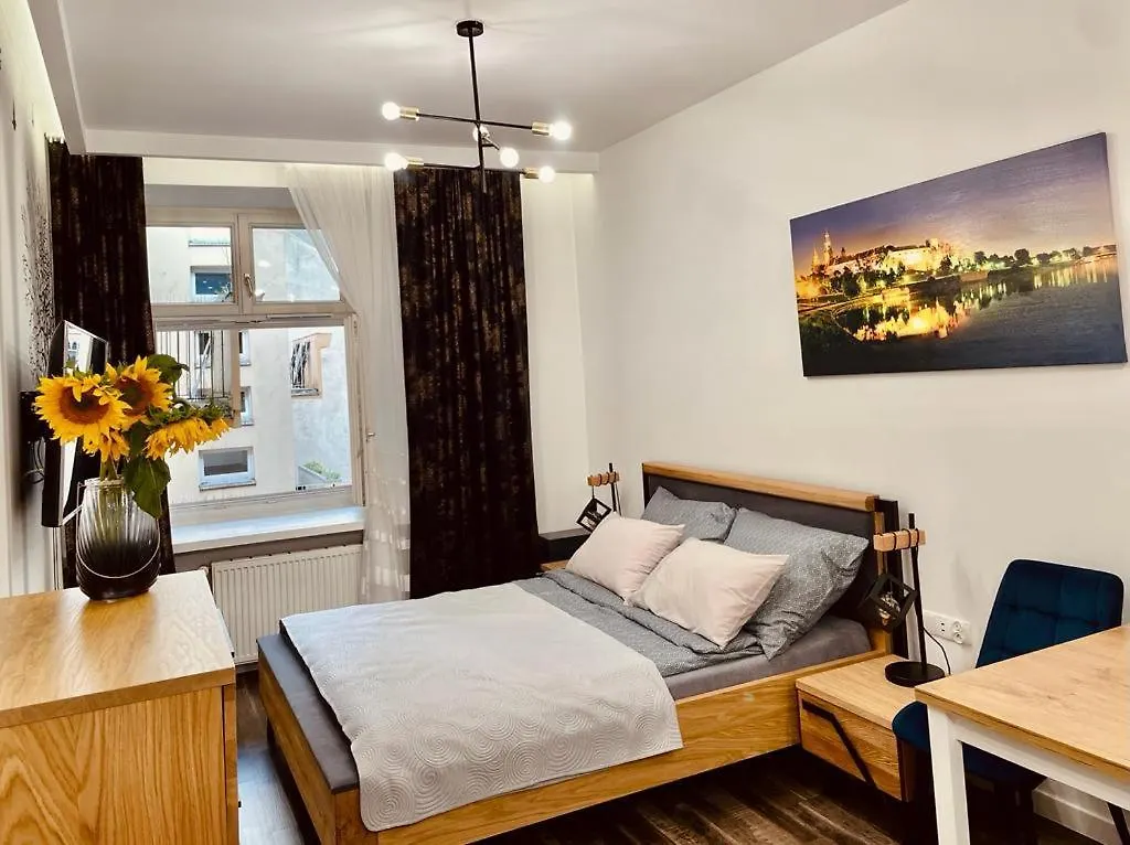 Mariacki Apartment By Vsi Krakow 0*,  Poland